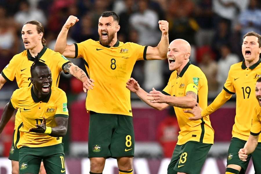 Austrália divulga lista da Copa com fenômeno de 18 anos Garang Kuol