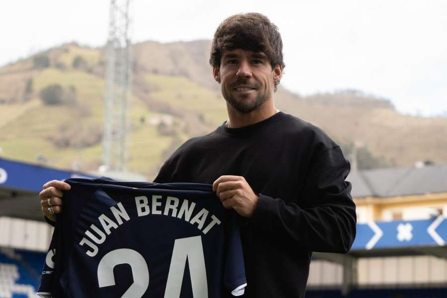 Bernat apresentado no Eibar