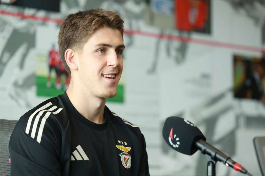 João Fonseca, central del Benfica B João Fonseca, central del Benfica B