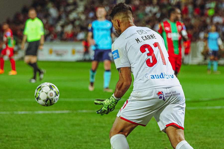 O guardião brasileiro, de 33 anos, chegou ao Marítimo no último mercado de inverno, tendo disputado 16 partidas oficiais