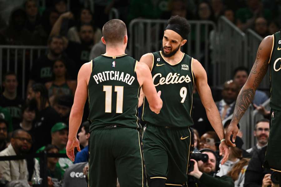 Celtics venceram os Grizzlies com tranquilidade neste domingo (12)