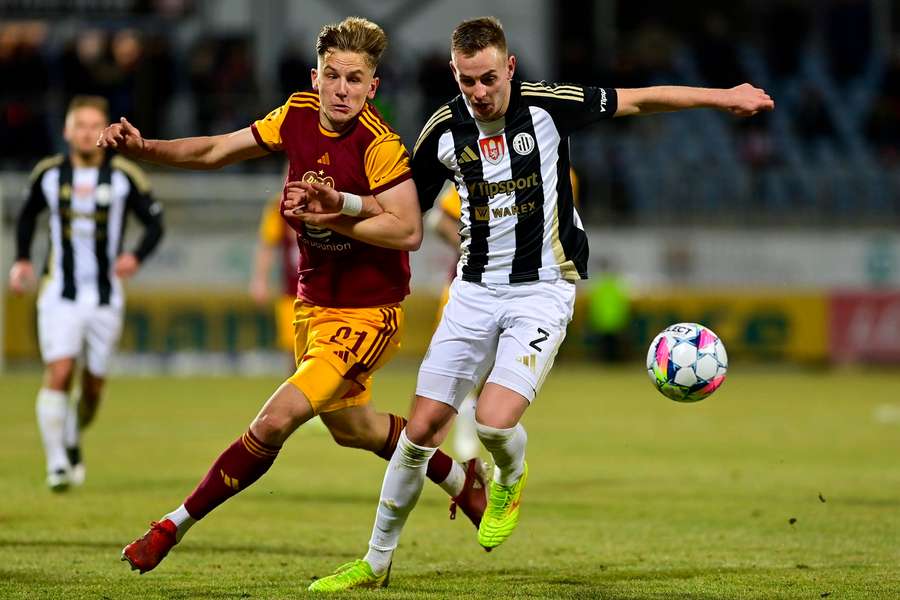 Dynamo v tomto ročníku ligy ani jednou nevyhrálo, dočká se při rozlučce na půdě Dukly?