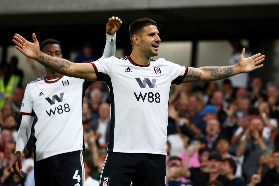 Fulham hands Brighton their first loss, Palace draw with Brentford