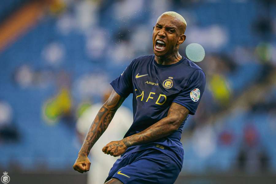 Talisca brilhou na vitória do Al-Nassr