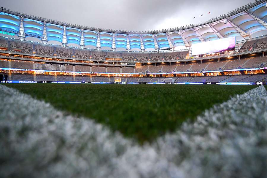Pohľad na Optus Stadium v Perthe. Pohľad na Optus Stadium v Perthe.