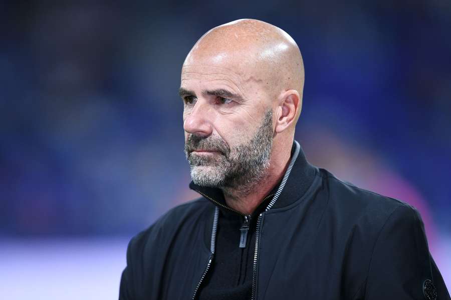 Peter Bosz in zijn laatste wedstrijd als trainer van Lyon