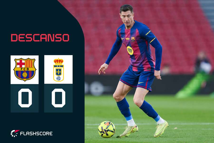 Lewandowski, titular en el Barça