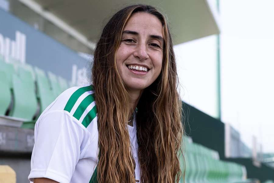 Bárbara Azevedo já assinou pelo Rio Ave Bárbara Azevedo já assinou pelo Rio Ave