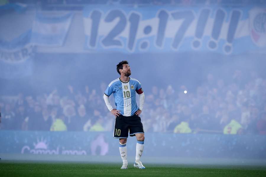O argentino encerrou sua carreira pela seleção O argentino encerrou sua carreira pela seleção