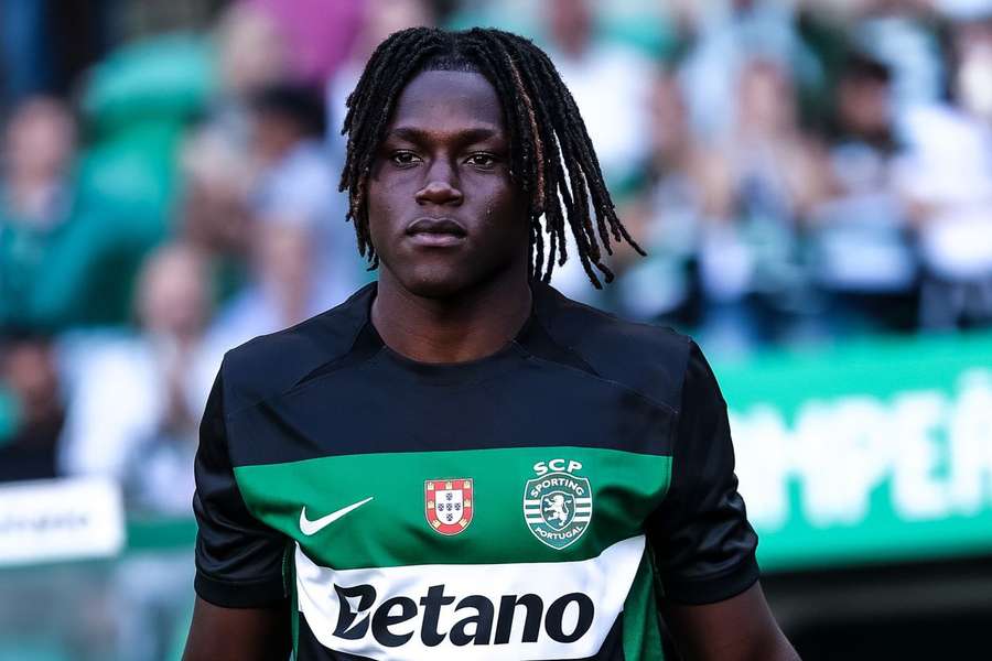 Geovany Quenda deu nas vistas frente ao Athletic