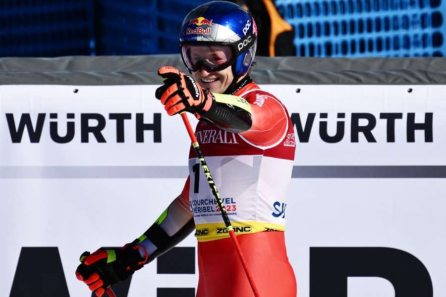 Sci, Mondiali: Odermatt vince l'oro nel gigante, Della Vite decimo
