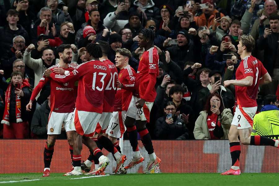 Manchester United qualifié en quarts en Ligue Europa, Chelsea poursuit en Ligue Conférence