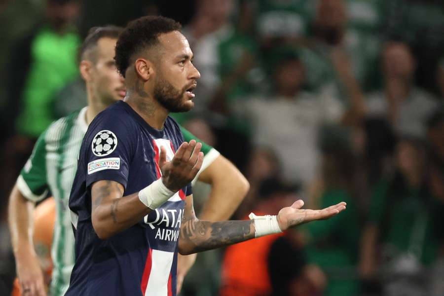 De criticado a indispensável: Neymar se reinventa no PSG