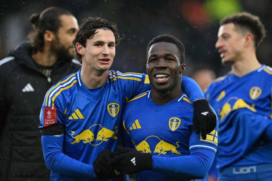 Farke satisfeito com reviravolta do Leeds para vencer eliminatória da Taça em Derby