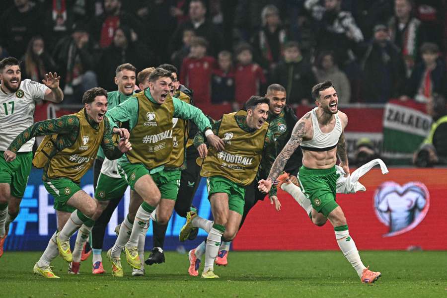 Troy Parrott vystřílel Irsku baráž o účast na mistrovství světa 2026. Troy Parrott vystřílel Irsku baráž o účast na mistrovství světa 2026.