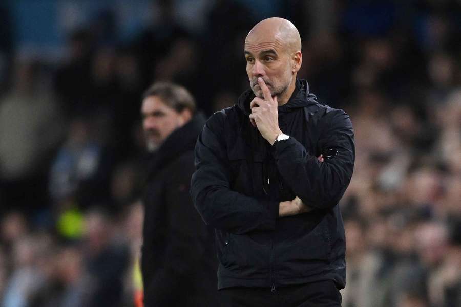 Były bramkarz Man City Hart przekonany, że Guardiola zostanie w klubie także po zakończeniu pracy jako trener Były bramkarz Man City Hart przekonany, że Guardiola zostanie w klubie także po zakończeniu pracy jako trener