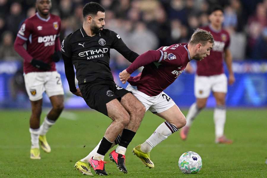 Zápas skončil nečekanou remízou. Zápas skončil nečekanou remízou.