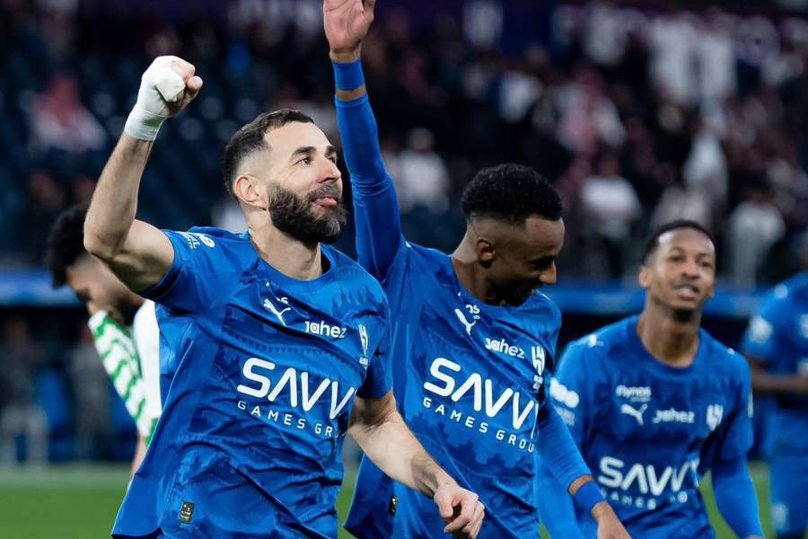 Benzema fez dois gols em Al-Hilal 4x0 Al-Najma