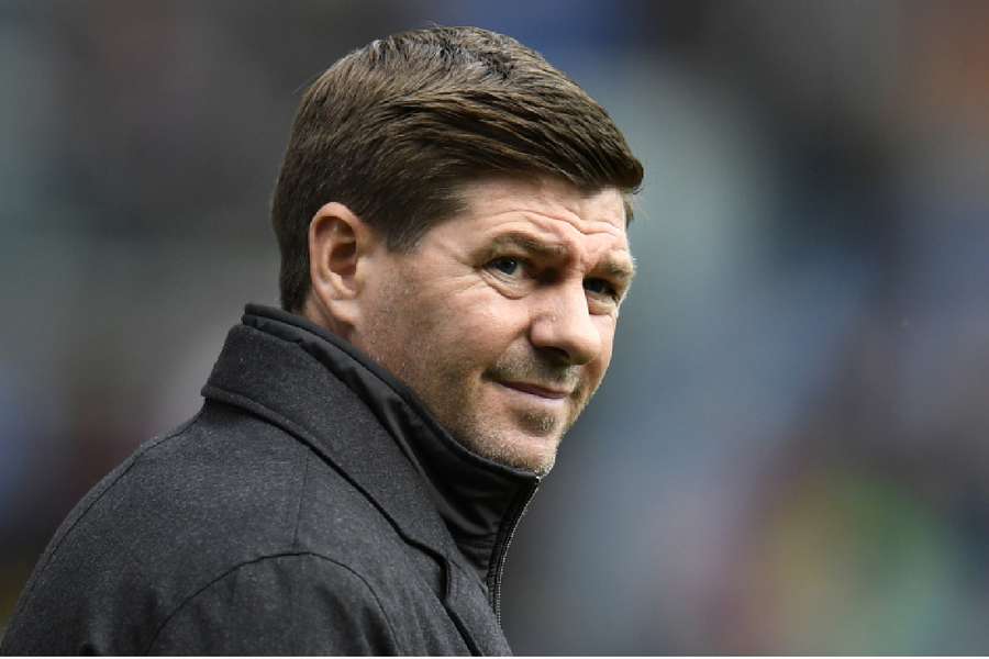 Steven Gerrard deja de ser el técnico del Aston Villa