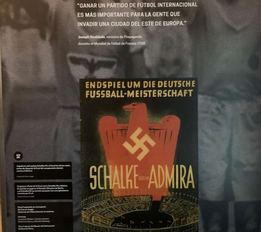 La icónica frase de Goebbels y un póster de un partido del Schalke en una exposición sobre el Holocausto en Buenos Aires