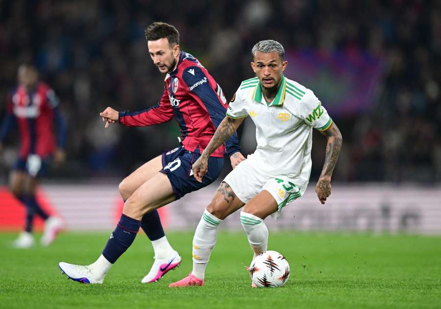 Wesley vs Bernardeschi