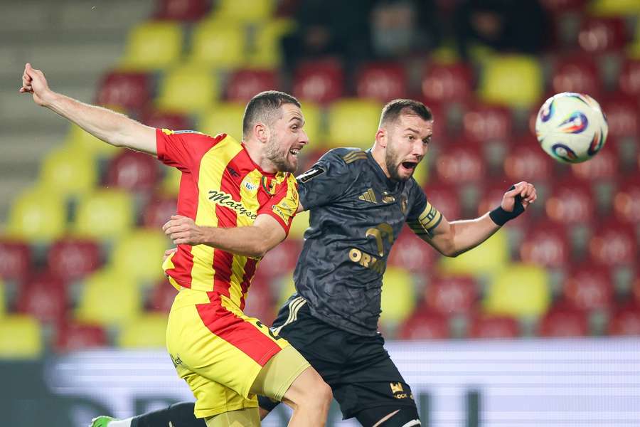 Wisła Płock wypuszcza zwycięstwo z rąk w końcówce, ale przejmuje pozycję lidera