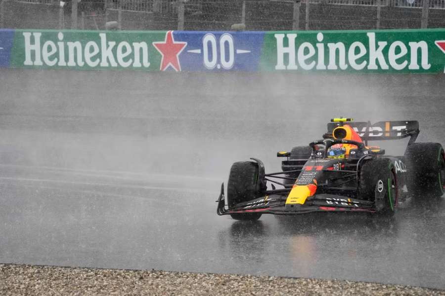 Devátým triumfem v řadě vyrovnal Maxe Verstappen rekord Sebastiana Vettela.