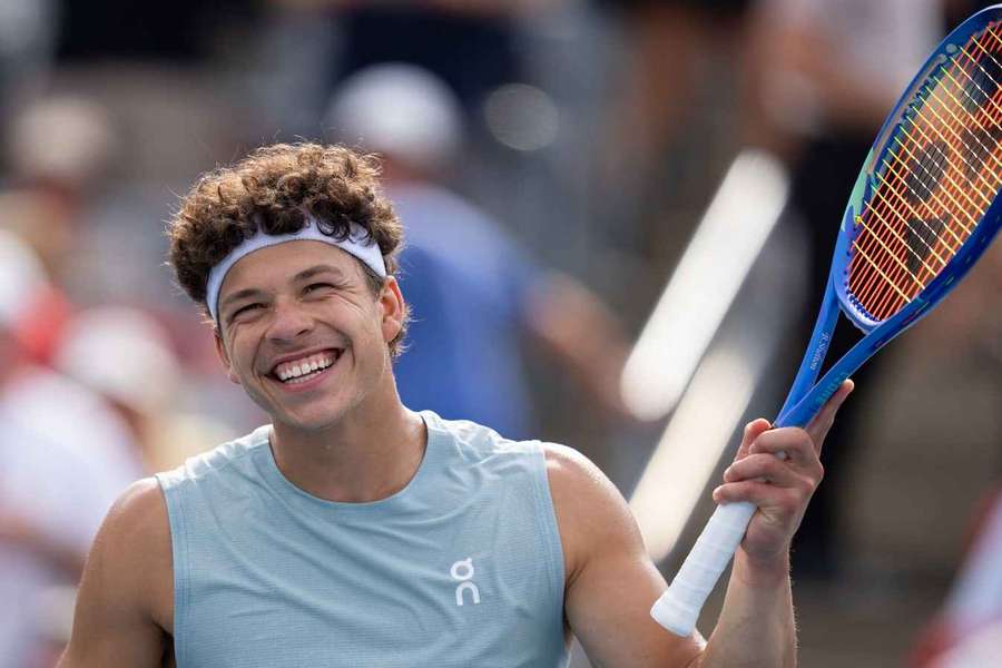 Ben Shelton célèbre sa victoire Ben Shelton célèbre sa victoire