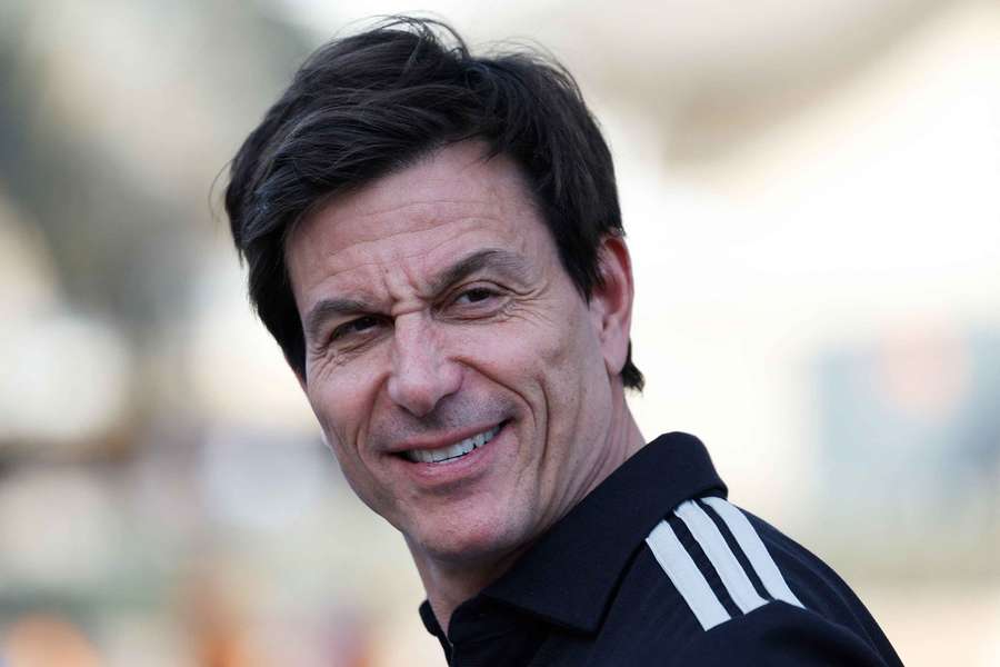 Toto Wolff lors des essais hivernaux.