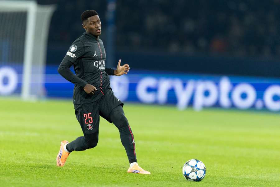 Nuno Mendes avec le PSG contre Tottenham, lors de la 5e journée de Ligue des champions.