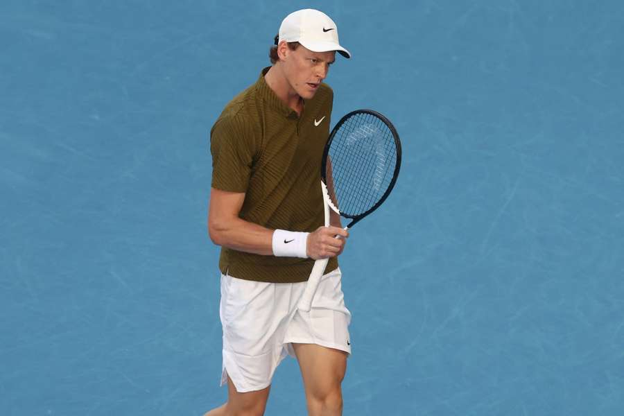 Jannik Sinner snadno přehrál krajana Luciana Darderiho.