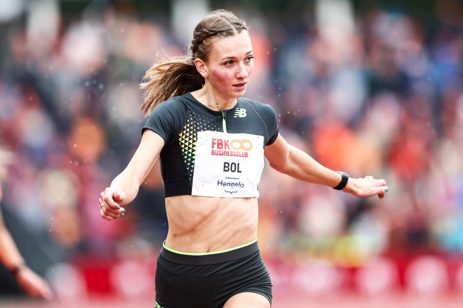 Femke Bol na het winnen van de 400 meter op de FBK Games