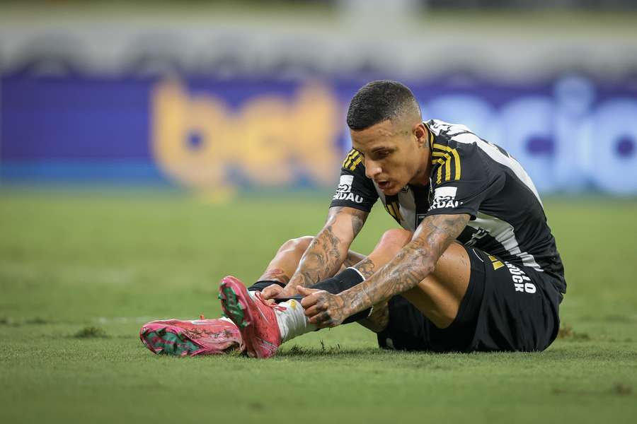 Guilherme Arana desfalca o Atlético Mineiro