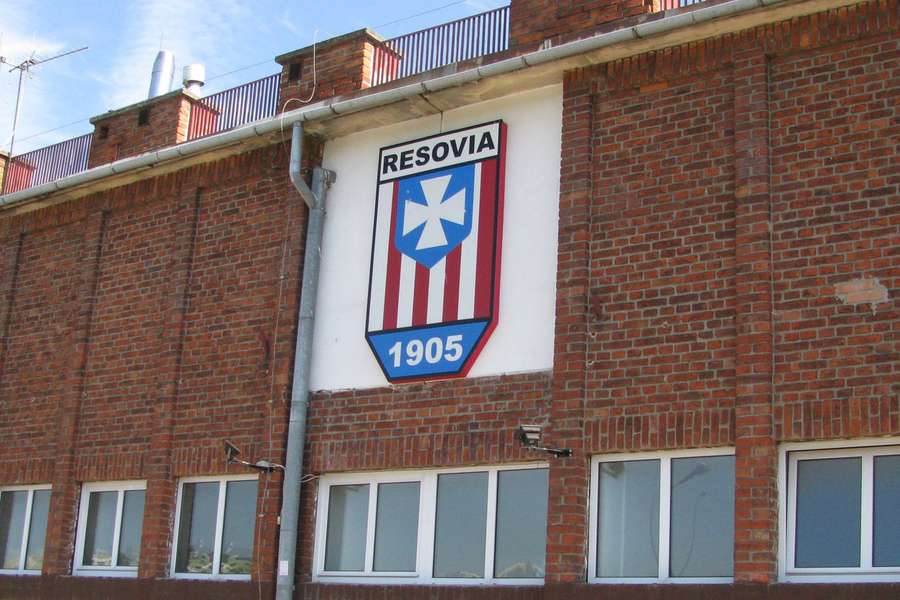 Oficjalnie: Resovia zwalnia trenera, Żukowskiemu nie pomogło wyeliminowanie Lecha Poznań