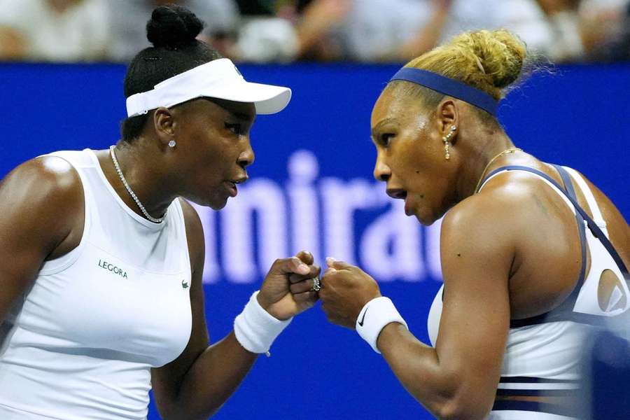 Les sœurs Williams à l'US Open. Les sœurs Williams à l'US Open.