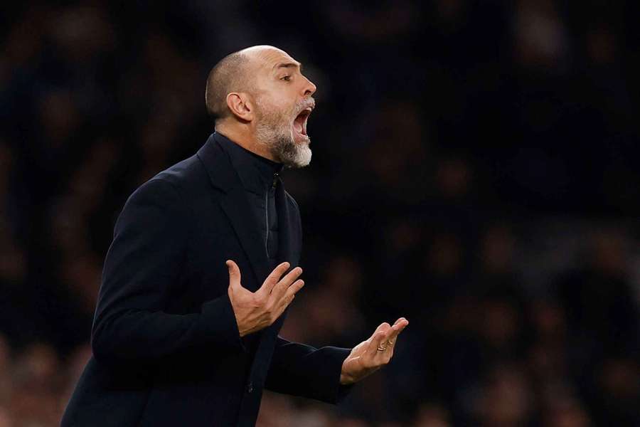 Tudor watches as Spurs lose to Palace