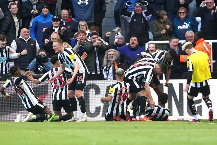 Veľká radosť hráčov Newcastle.