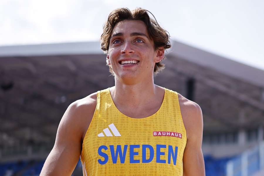 Duplantis mostrou-se sorridente em Birmingham Duplantis mostrou-se sorridente em Birmingham