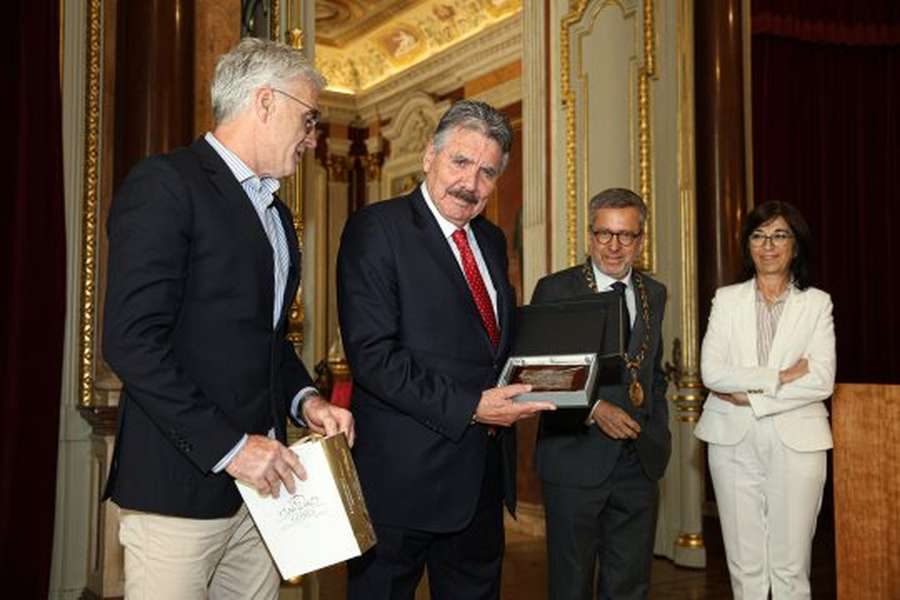 Toni vai receber Medalha de Honra a 26 de novembro Toni vai receber Medalha de Honra a 26 de novembro