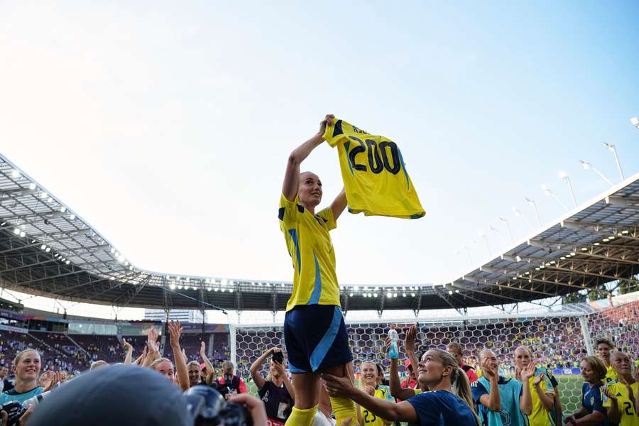 Schweden feiert Kosovare Asllanis 200. Länderspiel.