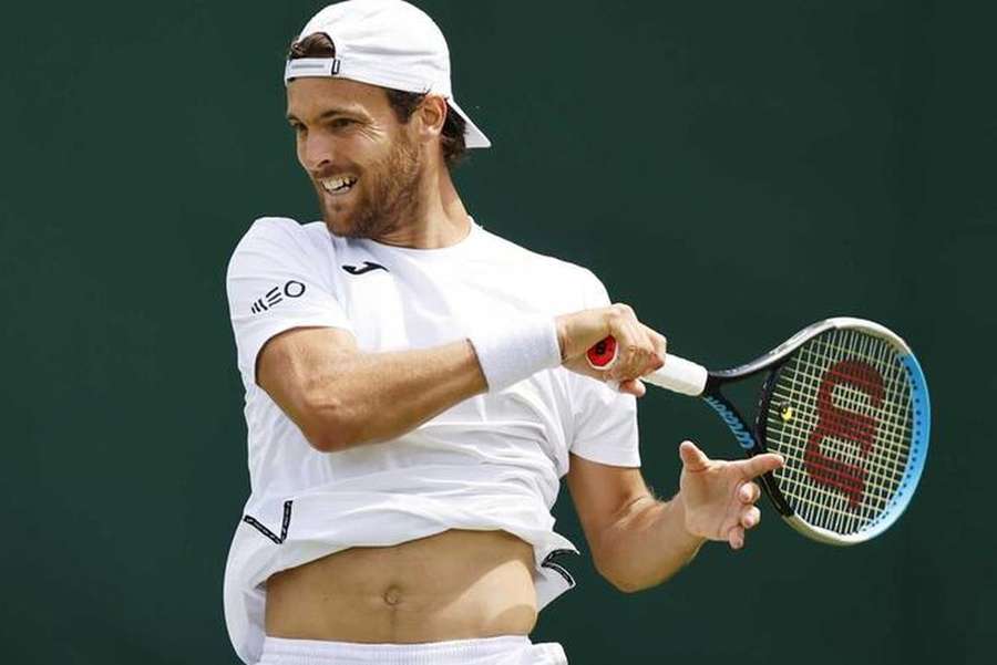 João Sousa caiu no Canadá