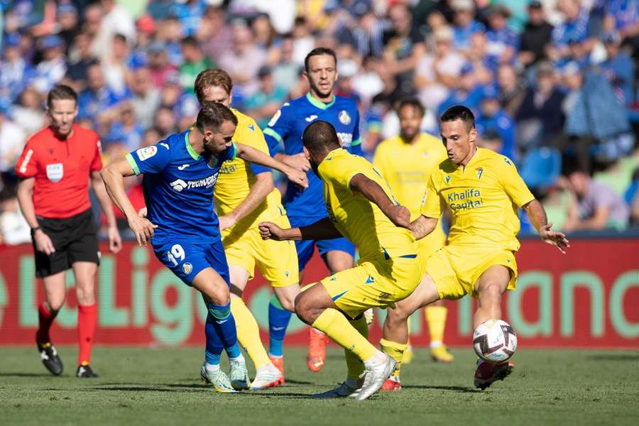 Getafe y Cádiz firman un empate sin goles en 100 minutos con rojas y lesionados