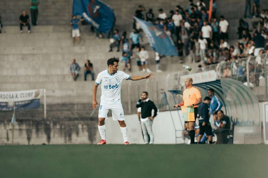 Paredes recebeu a equipa B do Vitória SC