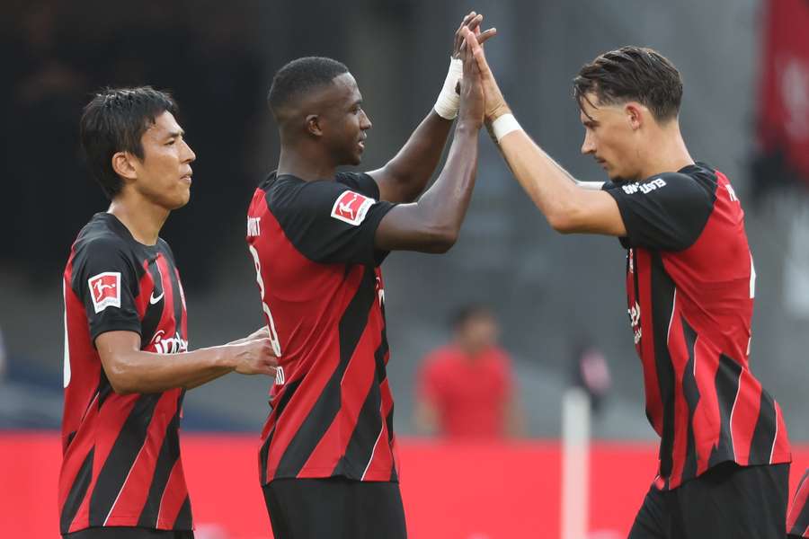 Randal Kolo Muani voltou a ser determinante no Eintracht Frankfurt