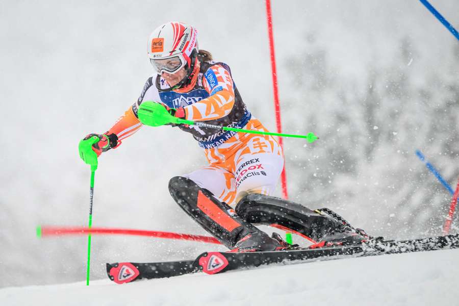 Petra Vlhová tijdens de eerste run in de FIS Alpine Skiing World Cup in Kranjska Gora