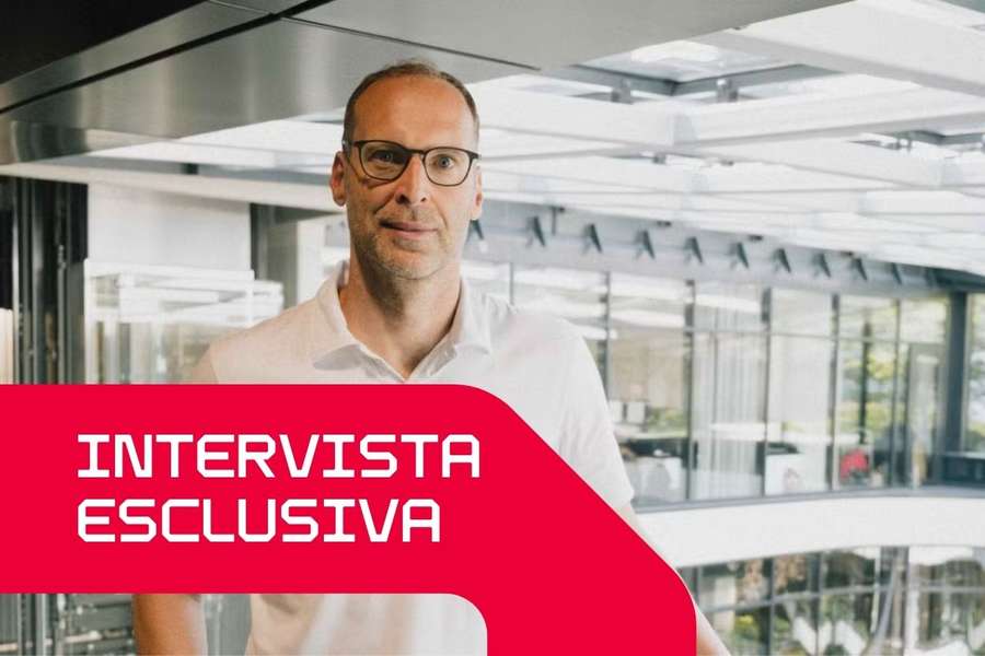Petr Čech in visita agli uffici di Flashscore a Praga