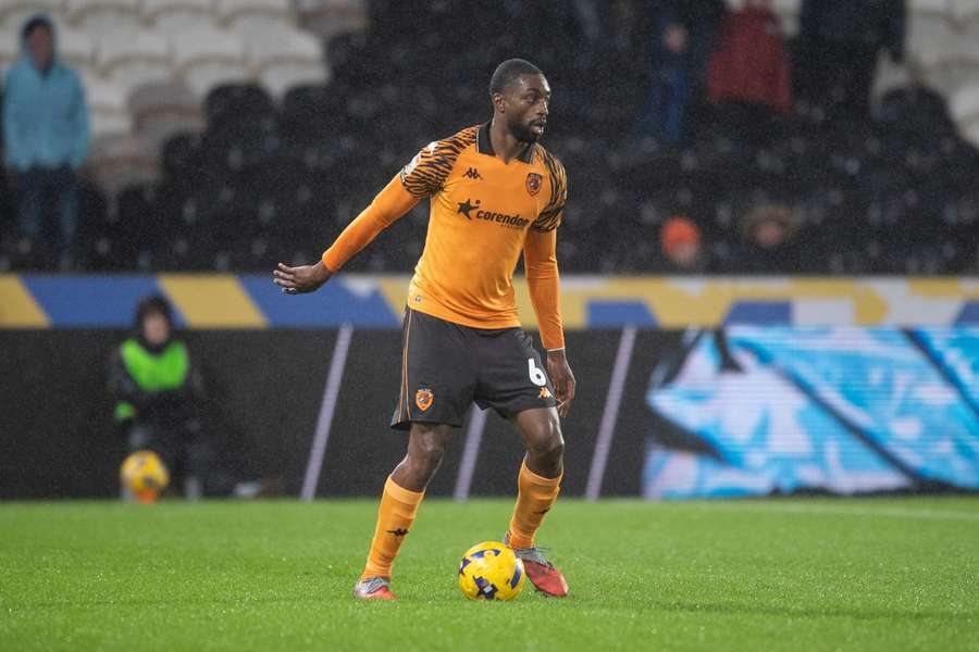 Hull City boss gives latest update on Ajayi’s fitness