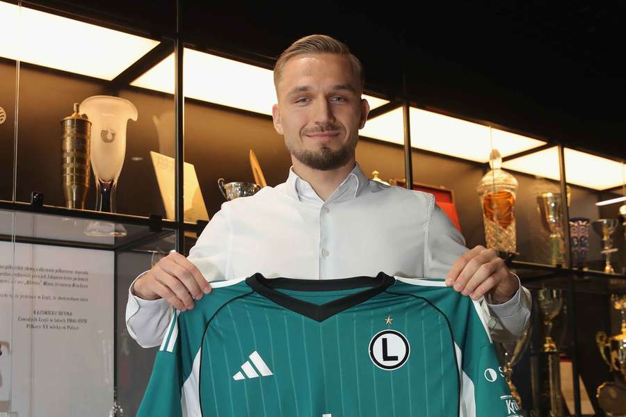 Oficjalnie: Zjawiński wrócił do Legii, napastnik na miarę potrzeb czy możliwości?