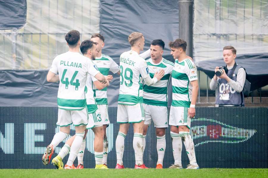 Lechia Gdańsk poleciała na dziesięciodniowe zgrupowanie do Zjednoczonych Emiratów Arabskich