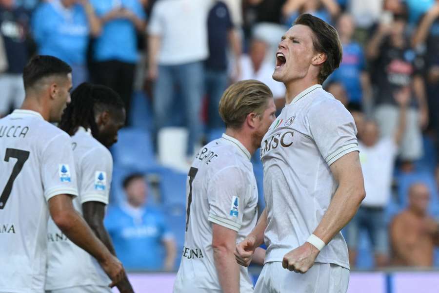 Scott McTominay slaví branku v zápase se Sassuolem. Scott McTominay slaví branku v zápase se Sassuolem.
